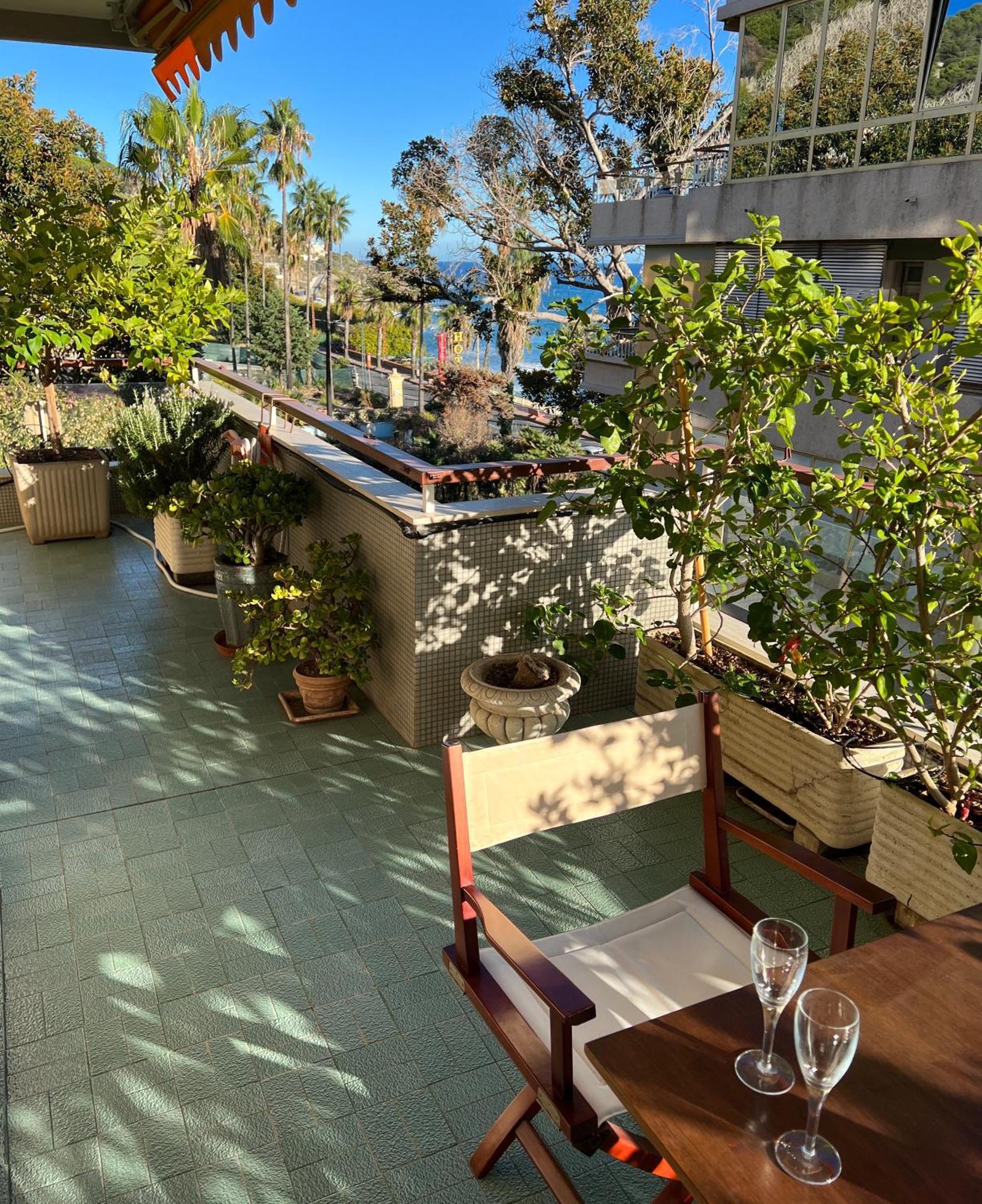 Tre Ponti Beach Apartment - Terrazzo Vista Mare Санремо Экстерьер фото